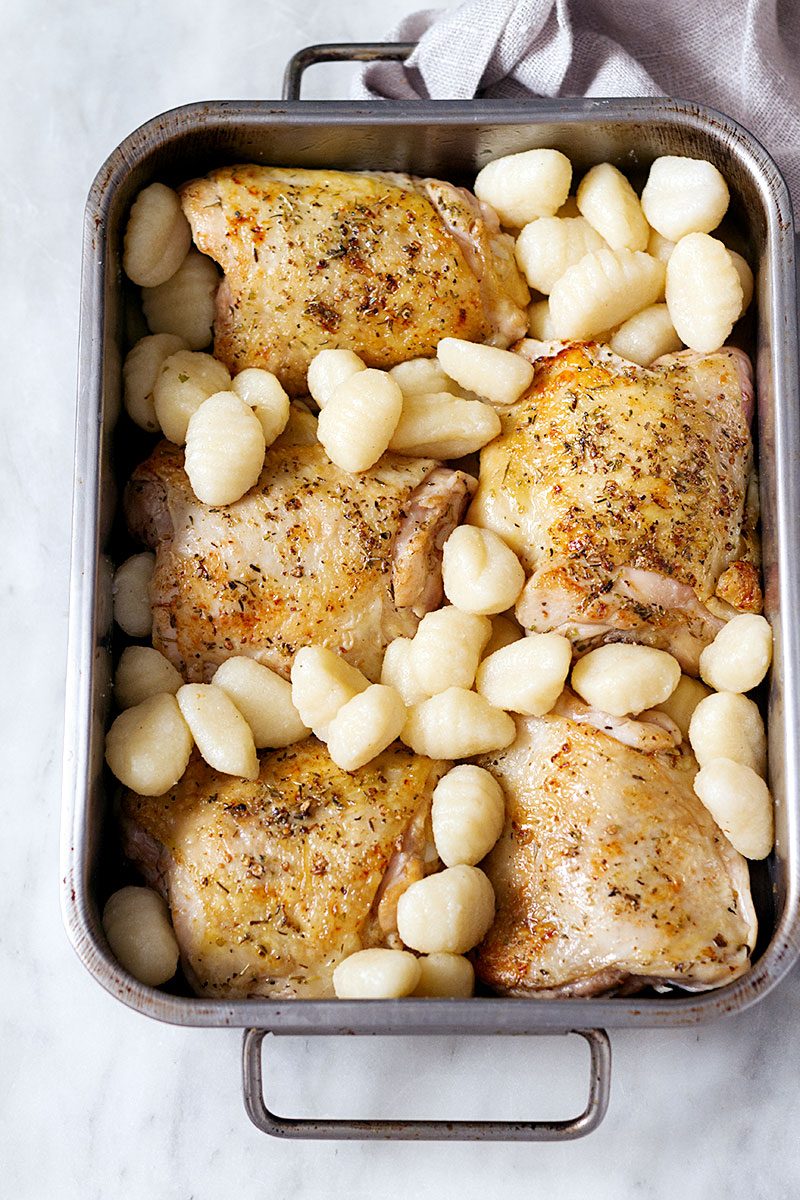 Baked Chicken Gnocchi Recipe #eatwell101 #recipe - #Spinach #Chicken #Gnocchi #Casserole with Cream Cheese and #Mozzarella