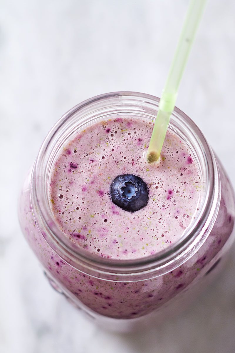 Simple Blueberry Spinach Smoothie Recipe 3