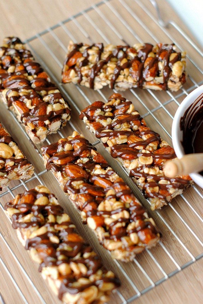 22 Healthy Homemade Granola Bars You Need to Survive Your day — Eatwell101