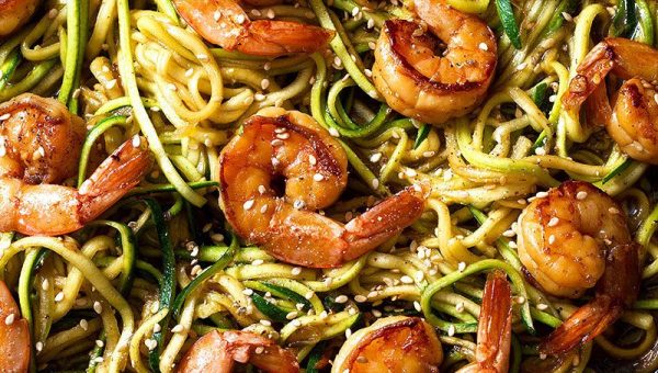 Stir Fry Teriyaki Shrimp with Zucchini Noodle - #recipe by #eatwell101 - https://www.eatwell101.com/stir-fry-shrimp-and-zucchini-noodles-recipe