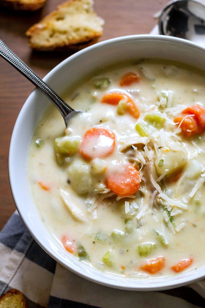 Slow Cooker Creamy Chicken Potato Soup — Eatwell101