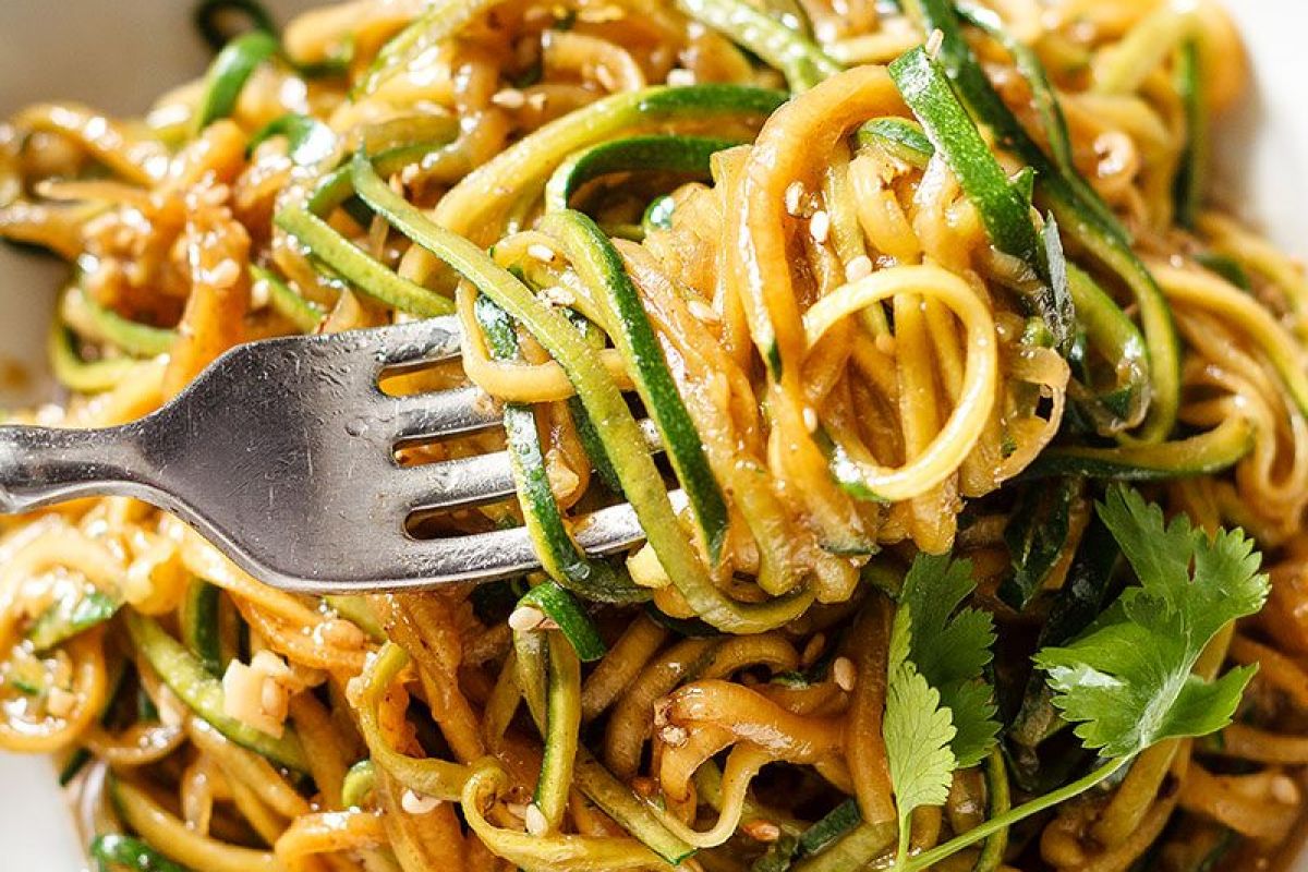 Teriyaki Zucchini Noodles