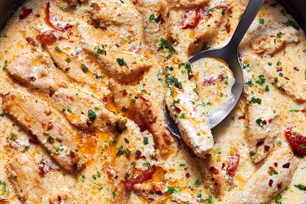 Skillet Creamy Chicken with Garlic Mozzarella Sun-Dried Tomato