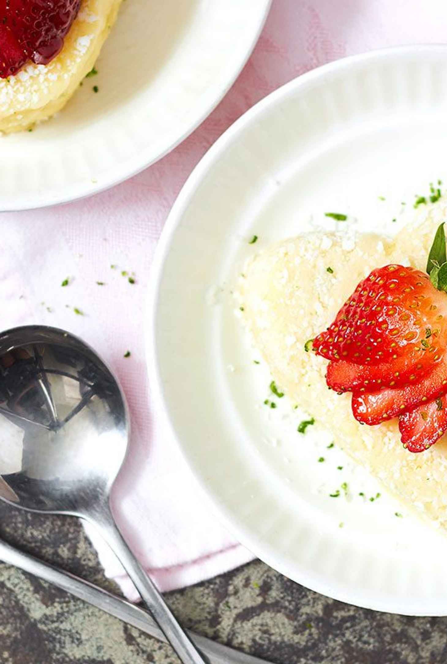 Valentine’s White Chocolate Fudges - #recipe by #eatwell101 - https://www.eatwell101.com/white-chocolate-fudges-recipe