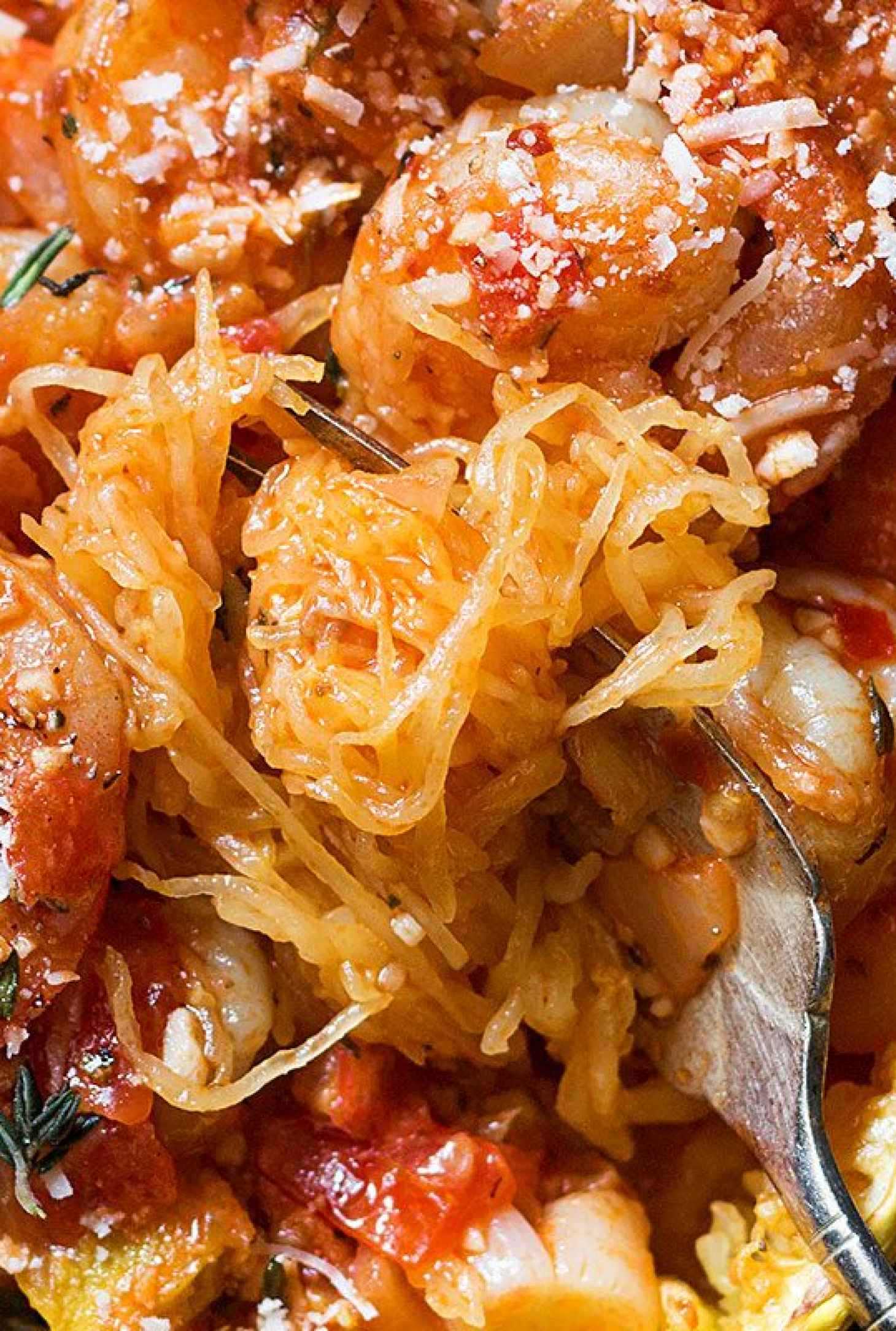 Creamy Tomato Shrimp Spaghetti Squash - #recipe by #eatwell101 - https://www.eatwell101.com/stuffed-spaghetti-squash-shrimp-recipe