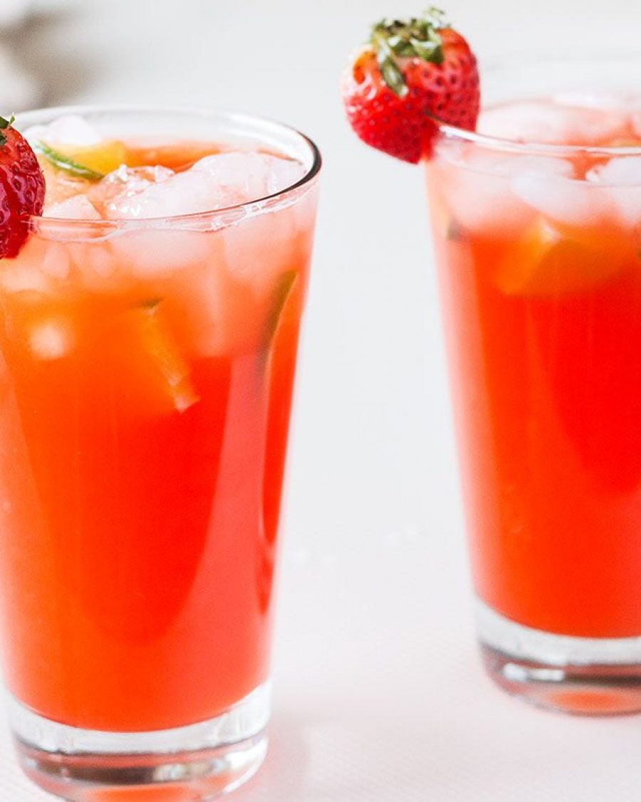 Lime Strawberry Margaritas - #recipe by #eatwell101 - https://www.eatwell101.com/lime-strawberry-margaritas-recipe