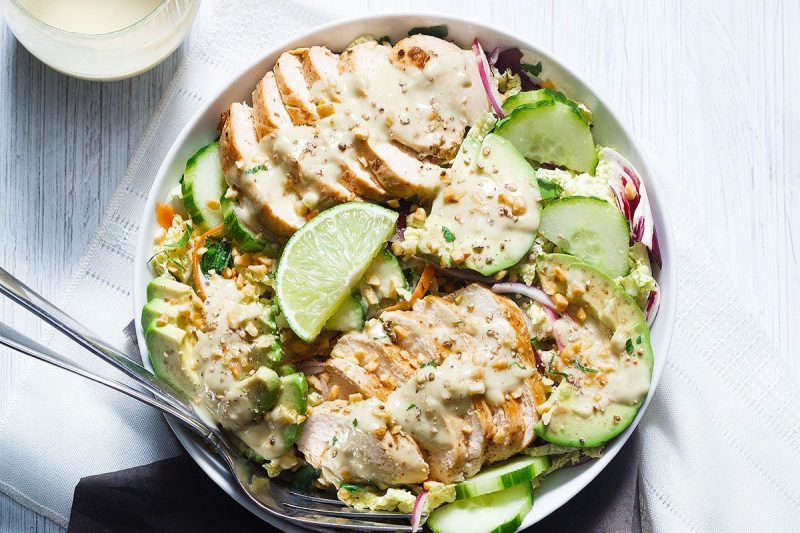 Avocado Chicken Salad - #recipe by #eatwell101 - https://www.eatwell101.com/avocado-chicken-salad-recipe