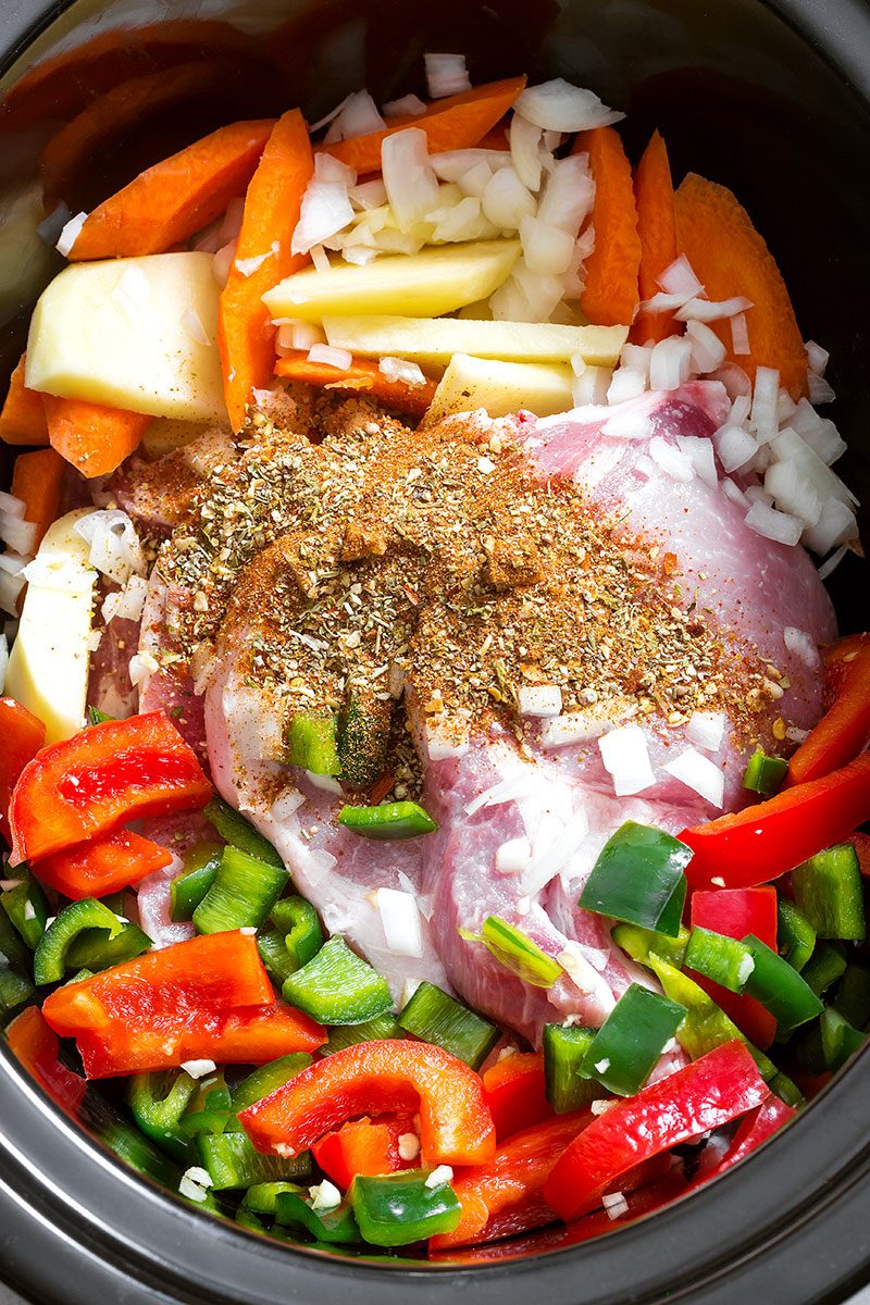 Easy Slow Cooker Pork Chops Fajitas — Eatwell101