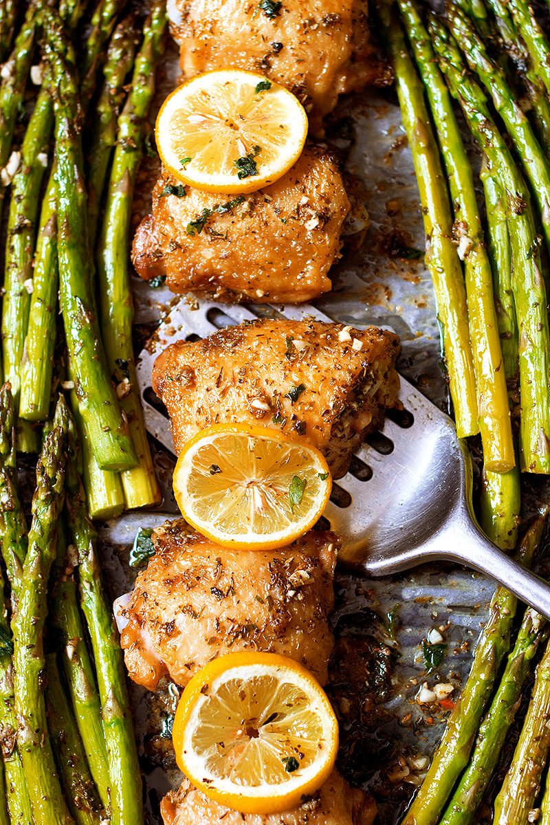 Garlic Butter Chicken Recipe and Asparagus — Eatwell101