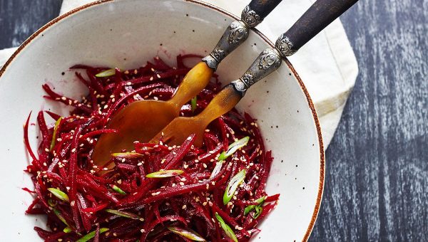 Simple Sesame Beet Salad - #recipe by #eatwell101 - https://www.eatwell101.com/beet-salad-recipe