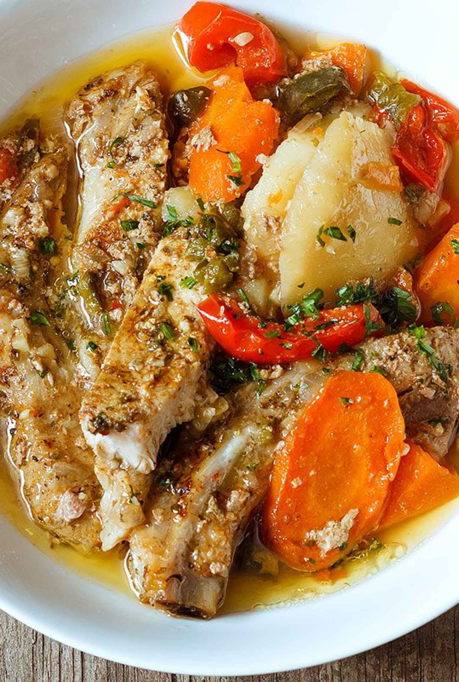 Easy Slow Cooker Pork Chops Fajitas - #recipe by #eatwell101 - https://www.eatwell101.com/easy-slow-cooker-pork-chops-fajitas