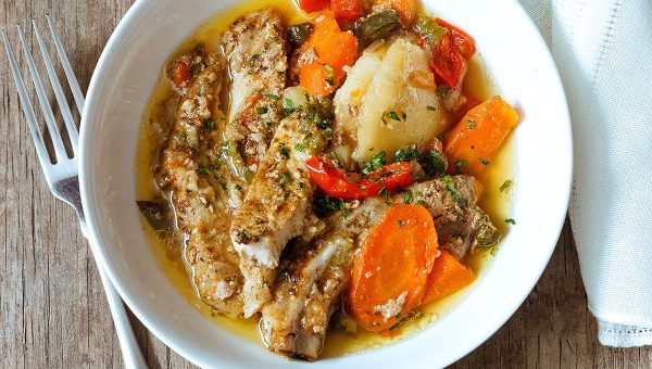 Easy Slow Cooker Pork Chops Fajitas - #recipe by #eatwell101 - https://www.eatwell101.com/easy-slow-cooker-pork-chops-fajitas