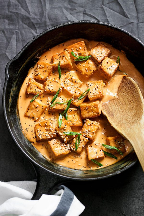 Spicy Tahini Tofu Stir Fry - #recipe by #eatwell101 - https://www.eatwell101.com/tofu-stir-fry-recipe