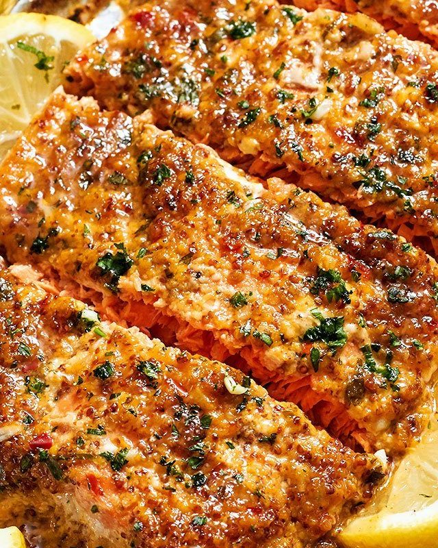 Baked Honey Garlic Salmon in Foil - #recipe by #eatwell101 - https://www.eatwell101.com/baked-honey-garlic-salmon-in-foil