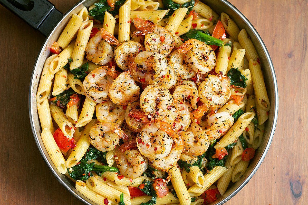 Tomato Spinach Shrimp Pasta