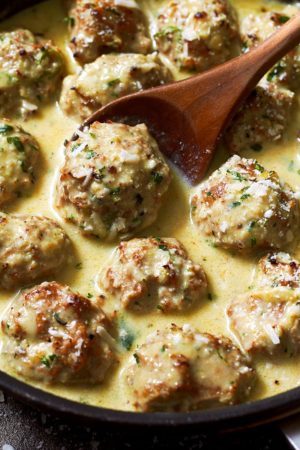 Creamy Pesto Chicken Meatballs