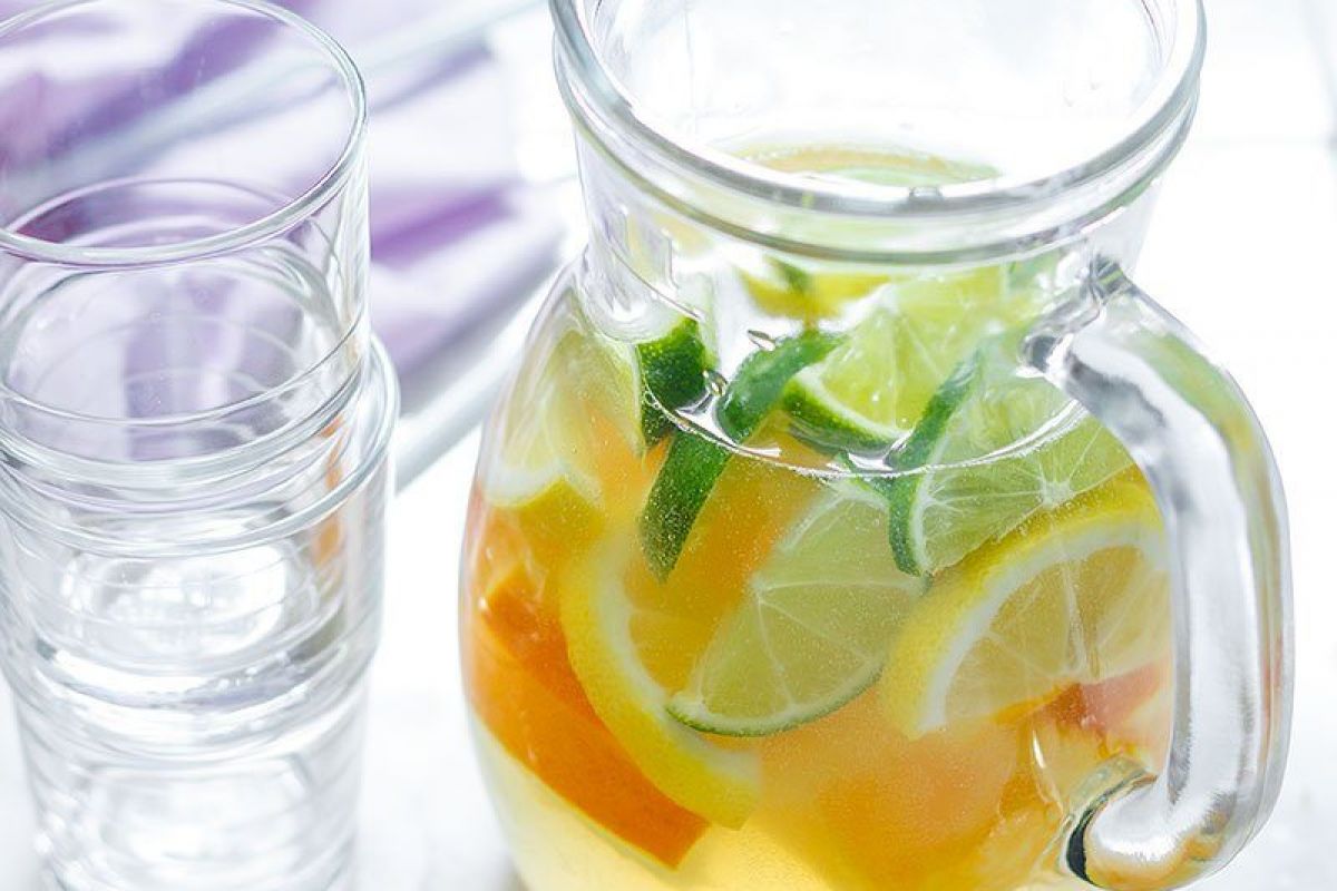 Fresh Coconut Water Lemonade