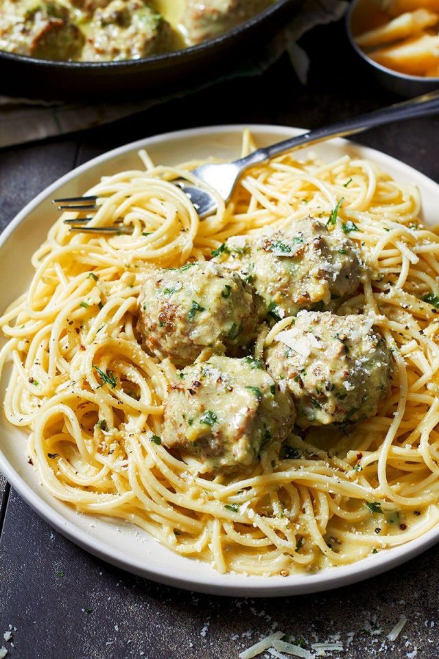 Creamy Pesto Chicken Meatballs