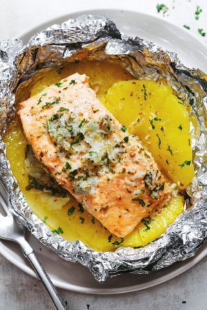 Salmon Foil Packets with Pineapple and Lemon Garlic Butter Sauce