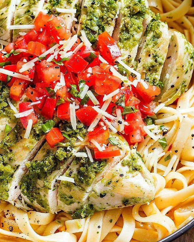 Pesto Chicken Pasta - #recipe by #eatwell101 - https://www.eatwell101.com/pesto-chicken-pasta-recipe