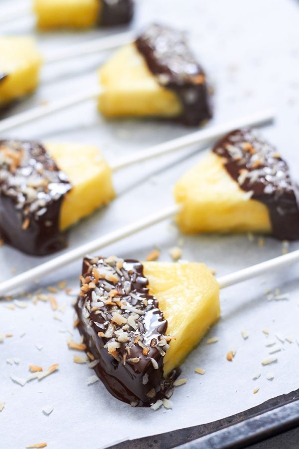 Chocolate Coconut Pineapple Pops - #recipe by #eatwell101 - https://www.eatwell101.com/pineapple-chocolate-coconut-pops