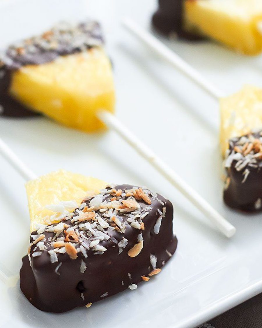 Chocolate Coconut Pineapple Pops - #recipe by #eatwell101 - https://www.eatwell101.com/pineapple-chocolate-coconut-pops