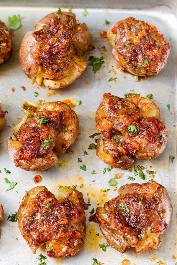 Roasted Baby Potatoes - #recipe by #eatwell101 - https://www.eatwell101.com/garlic-butter-parmesan-roasted-potatoes