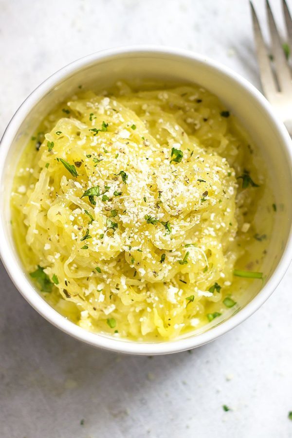 Baked Spaghetti Squash - #recipe by #eatwell101 - https://www.eatwell101.com/lemon-garlic-butter-spaghetti-squash