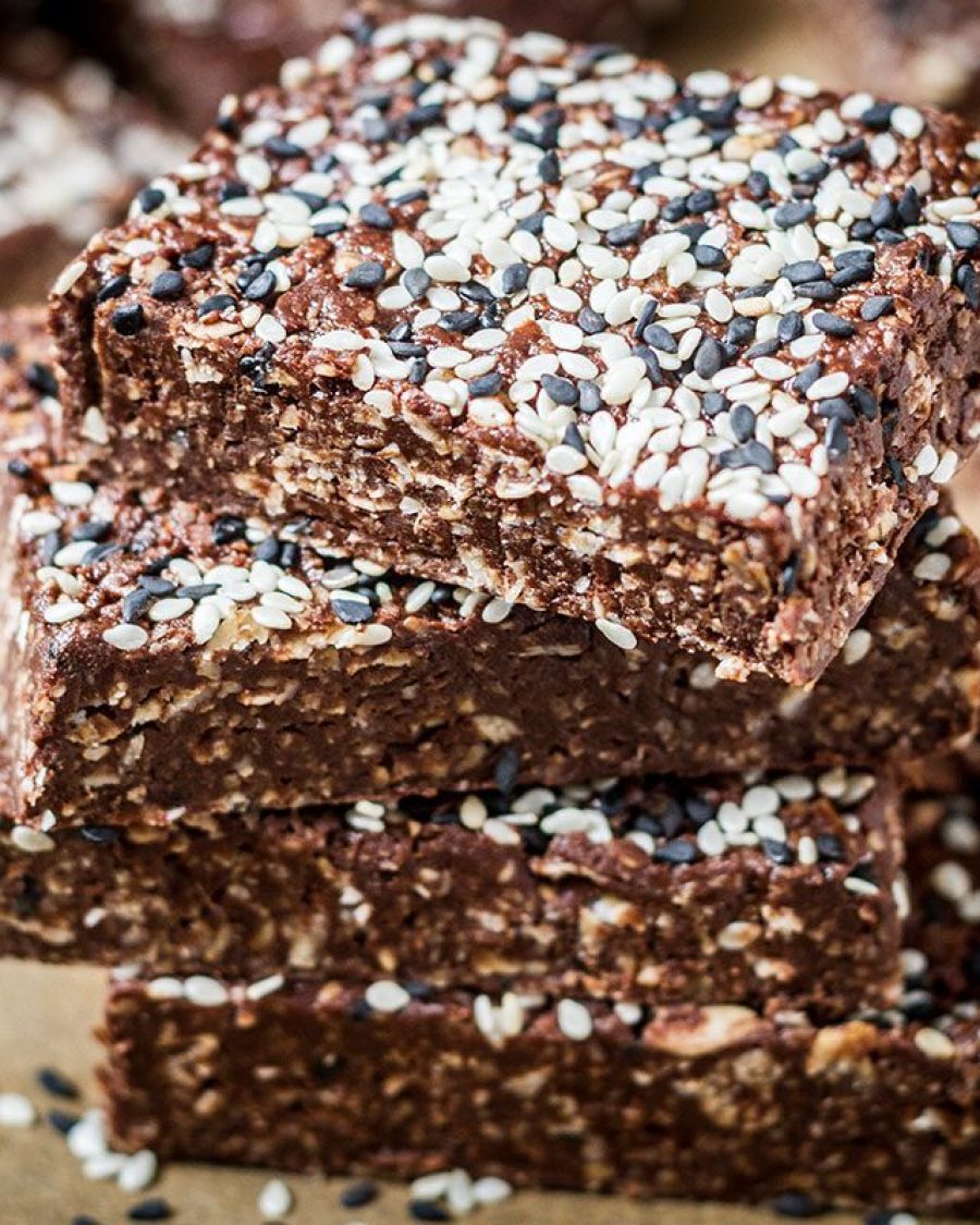 No Bake Sesame Chocolate Peanut Butter Bars - #recipe by #eatwell101 - https://www.eatwell101.com/no-bake-chocolate-peanut-butter-bars