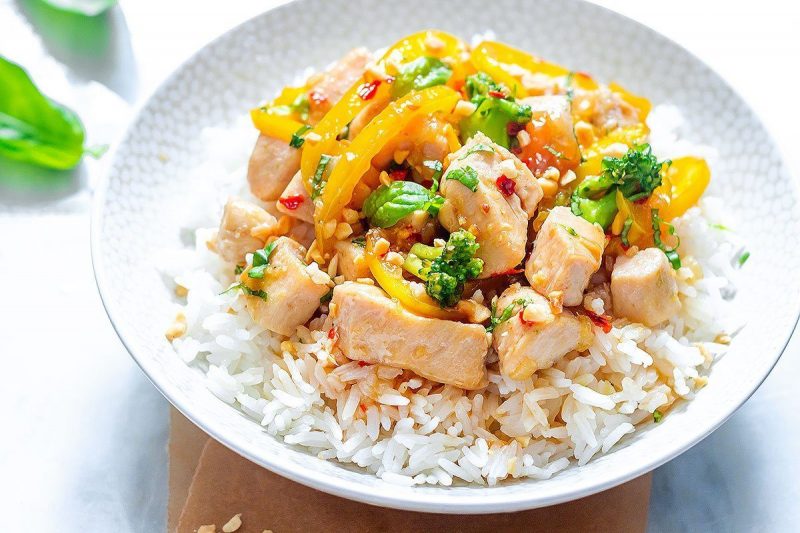 Savory Sweet Chicken Stir Fry - #recipe by #eatwell101 - https://www.eatwell101.com/savory-sweet-chicken-stir-fry