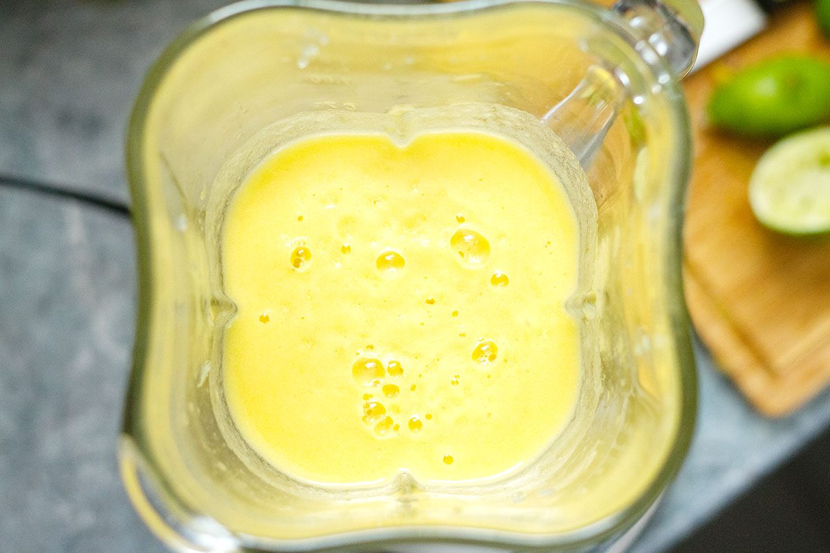 Fresh-Pineapple-Margaritas-easy