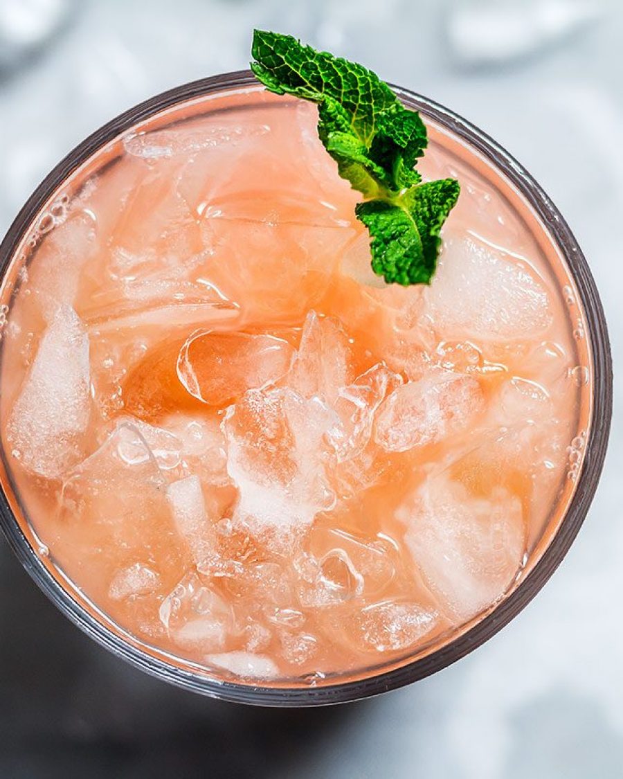 Tequila Mint Grapefruit Refresher - #recipe by #eatwell101 - https://www.eatwell101.com/tequila-mint-grapefruit-refresher