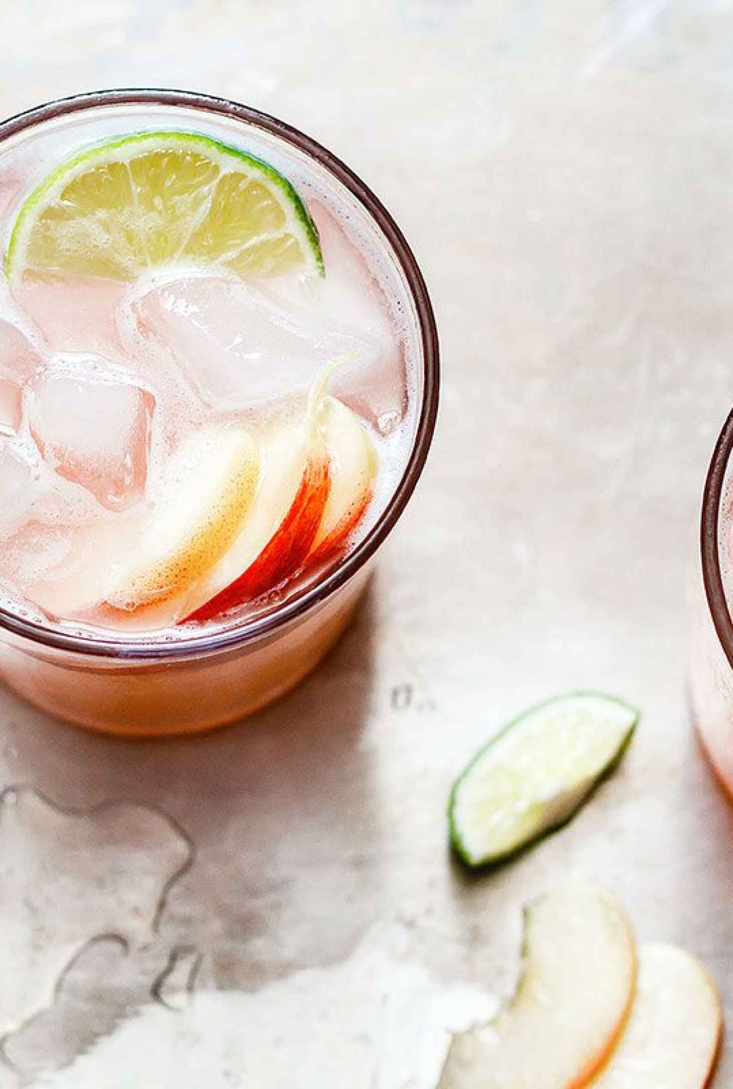 19 Easy Low-Carb Drinks & Smoothies - #recipe by #eatwell101 - https://www.eatwell101.com/low-carb-drink-smoothie-recipes