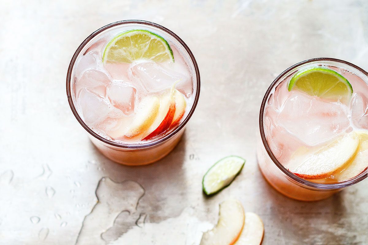 Homemade Lemonade with Fresh Peach