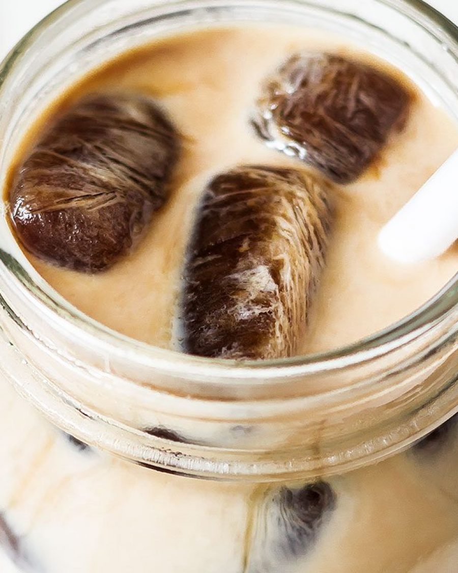 Iced Mocha Coffee - #recipe by #eatwell101 - https://www.eatwell101.com/mocha-iced-coffee-recipe