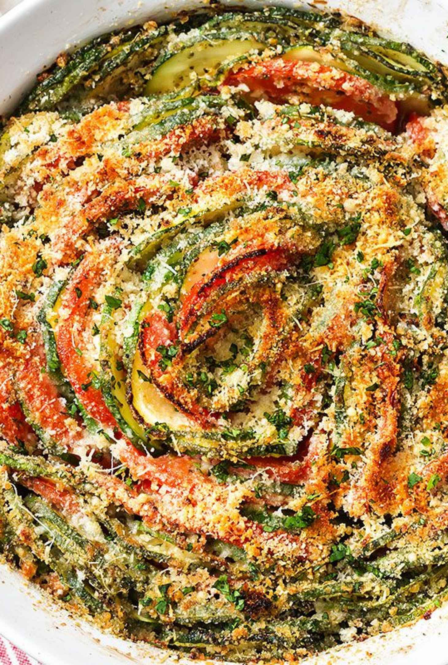Roasted Garlic-Parmesan Zucchini & Tomatoes - #recipe by #eatwell101 - https://www.eatwell101.com/roasted-tomato-zucchini-recipe