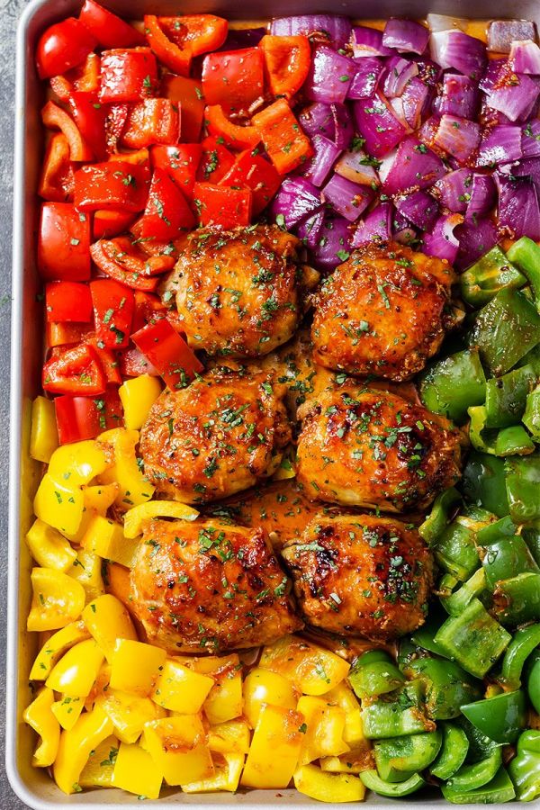 Sheet-Pan Honey Chili Chicken with Veggies - #recipe by #eatwell101 - https://www.eatwell101.com/honey-chili-chicken-sheet-pan-dinner