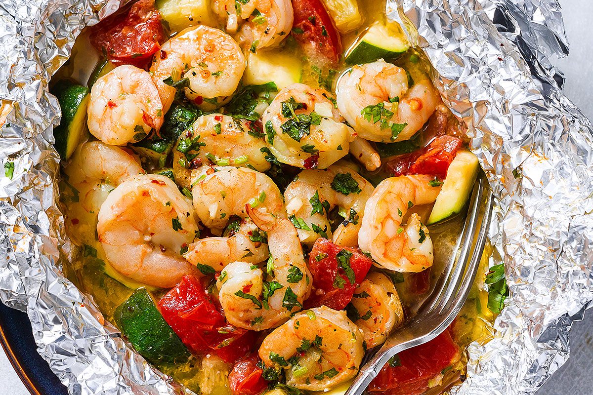 Lemon Garlic Herb Shrimp in Foil Packets