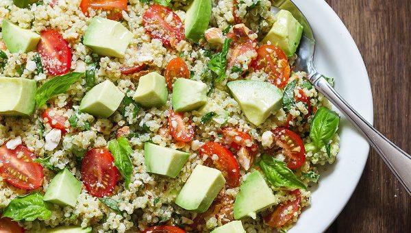 Avocado Quinoa Salad - #recipe by #eatwell101 - https://www.eatwell101.com/quinoa-and-avocado-salad-recipe