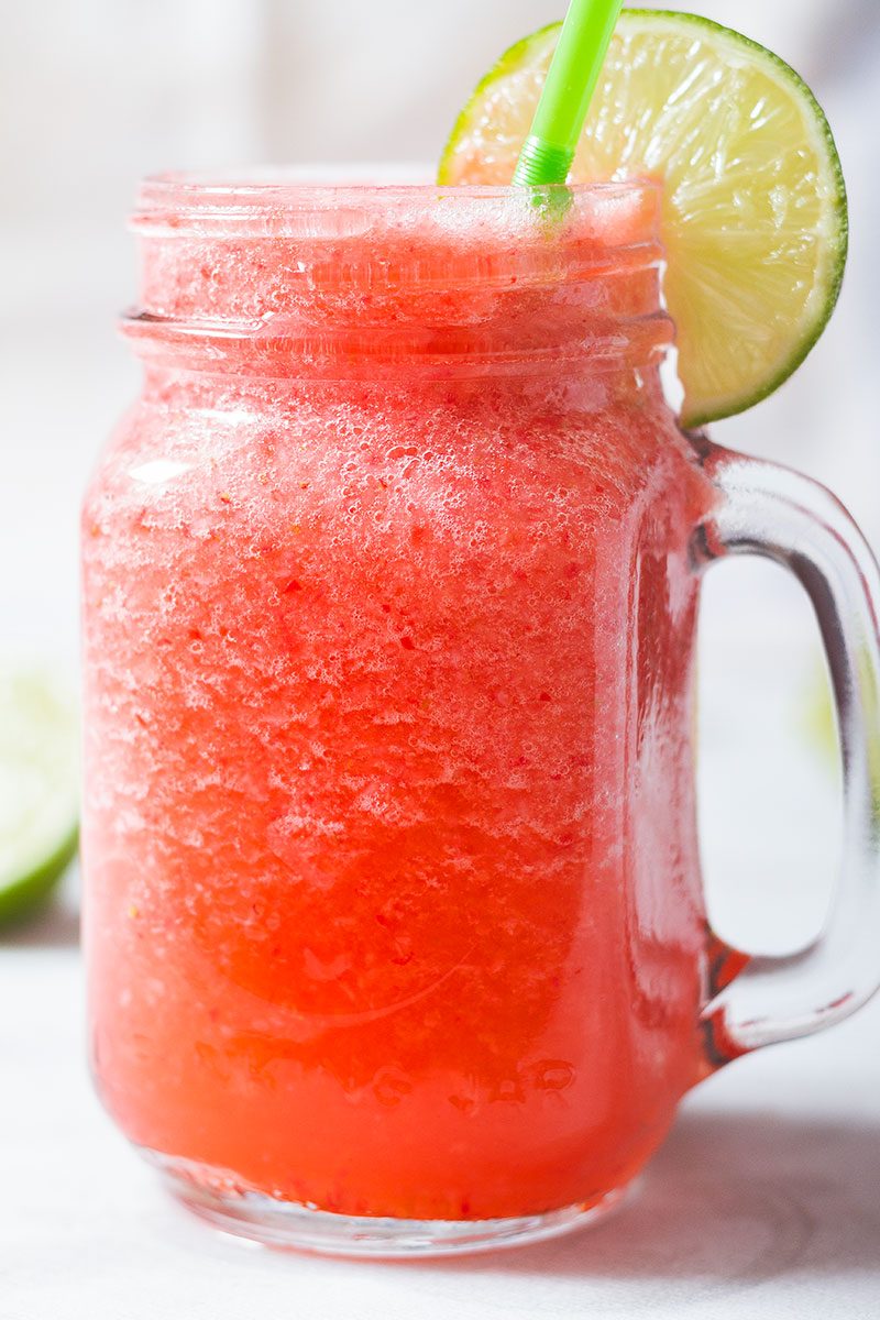 Strawberry Lemonade Slushie Recipe — Eatwell101