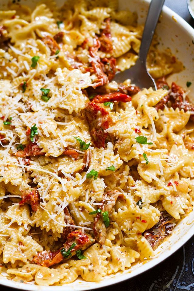 Creamy Sun-Dried Tomato Pasta