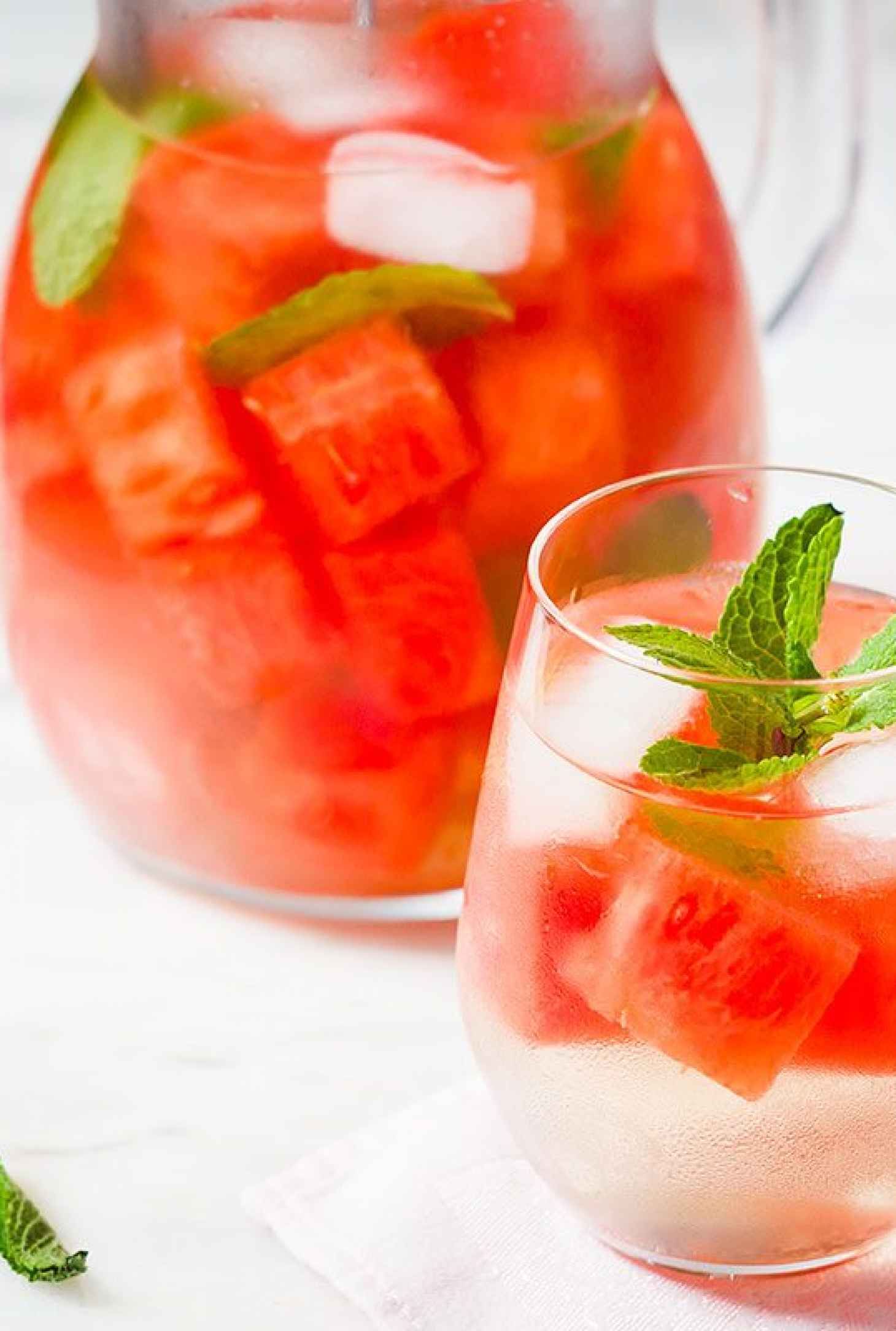 40+ Refreshing Drinks to Try this Summer - #recipe by #eatwell101 - https://www.eatwell101.com/summer-drink-recipes