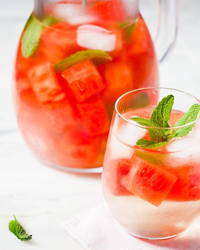 40+ Refreshing Drinks to Try this Summer - #recipe by #eatwell101 - https://www.eatwell101.com/summer-drink-recipes