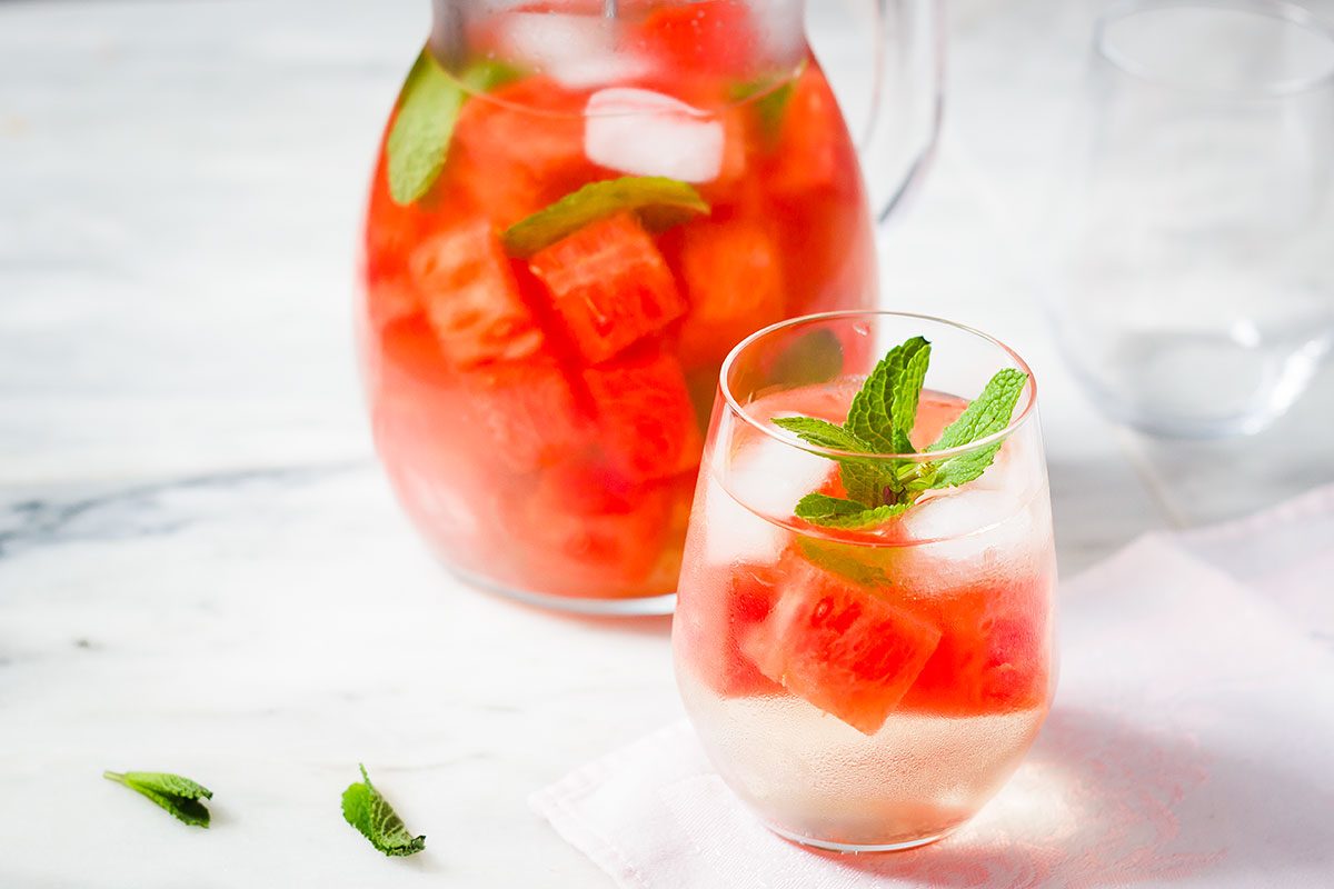 40+ Refreshing Drinks to Try this Summer