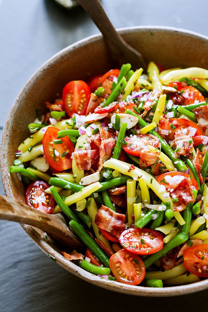 Bean Salad with Bacon, Tomato - #recipe by #eatwell101 - https://www.eatwell101.com/bean-salad-recipe