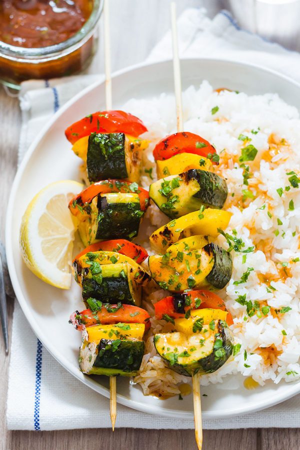 Grilled Zucchini with BBQ Sauce - #recipe by #eatwell101 - https://www.eatwell101.com/grilled-zucchini-bbq-sauce