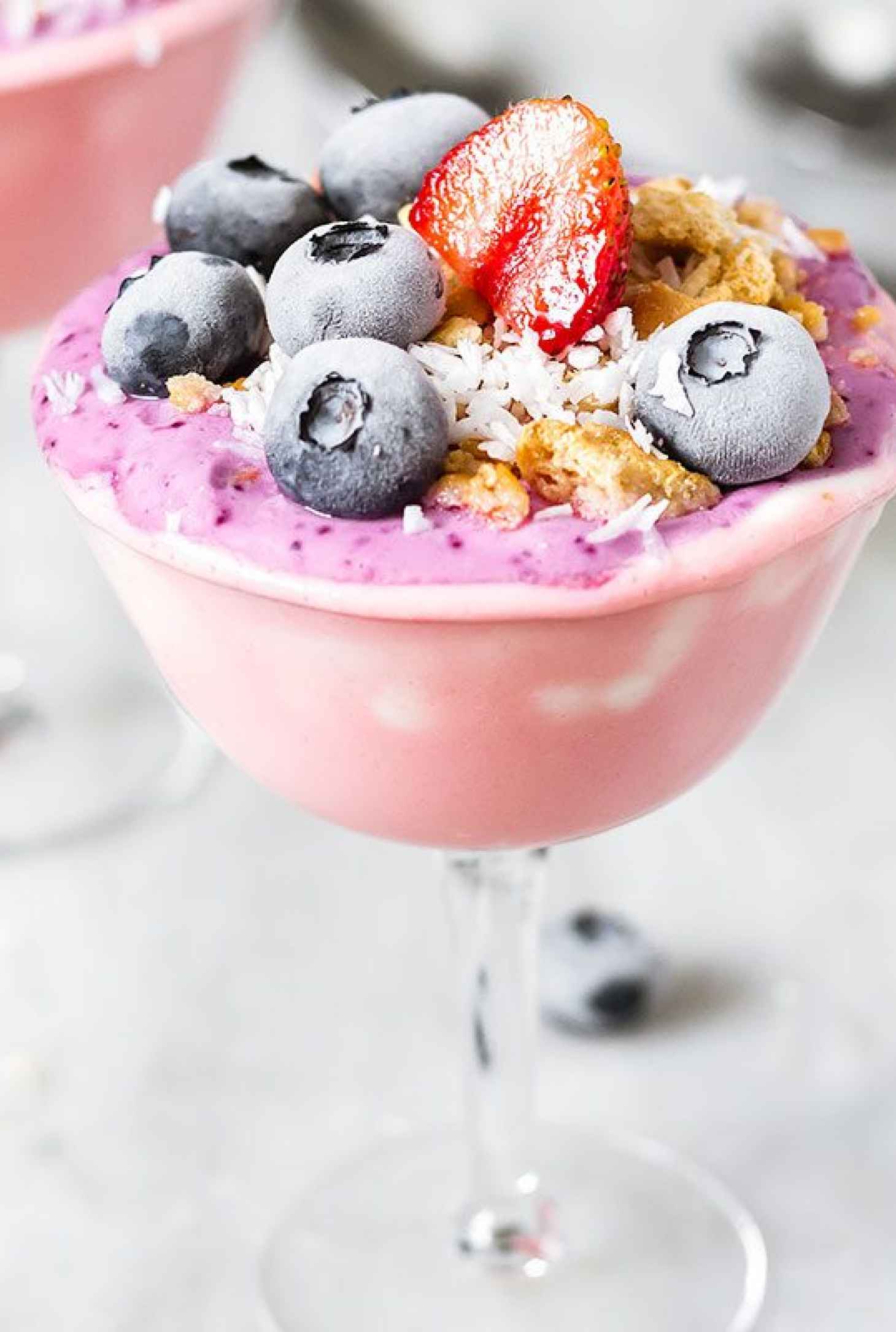 No-Bake Mixed Berry Dessert - #recipe by #eatwell101 - https://www.eatwell101.com/no-bake-mixed-berry-dessert