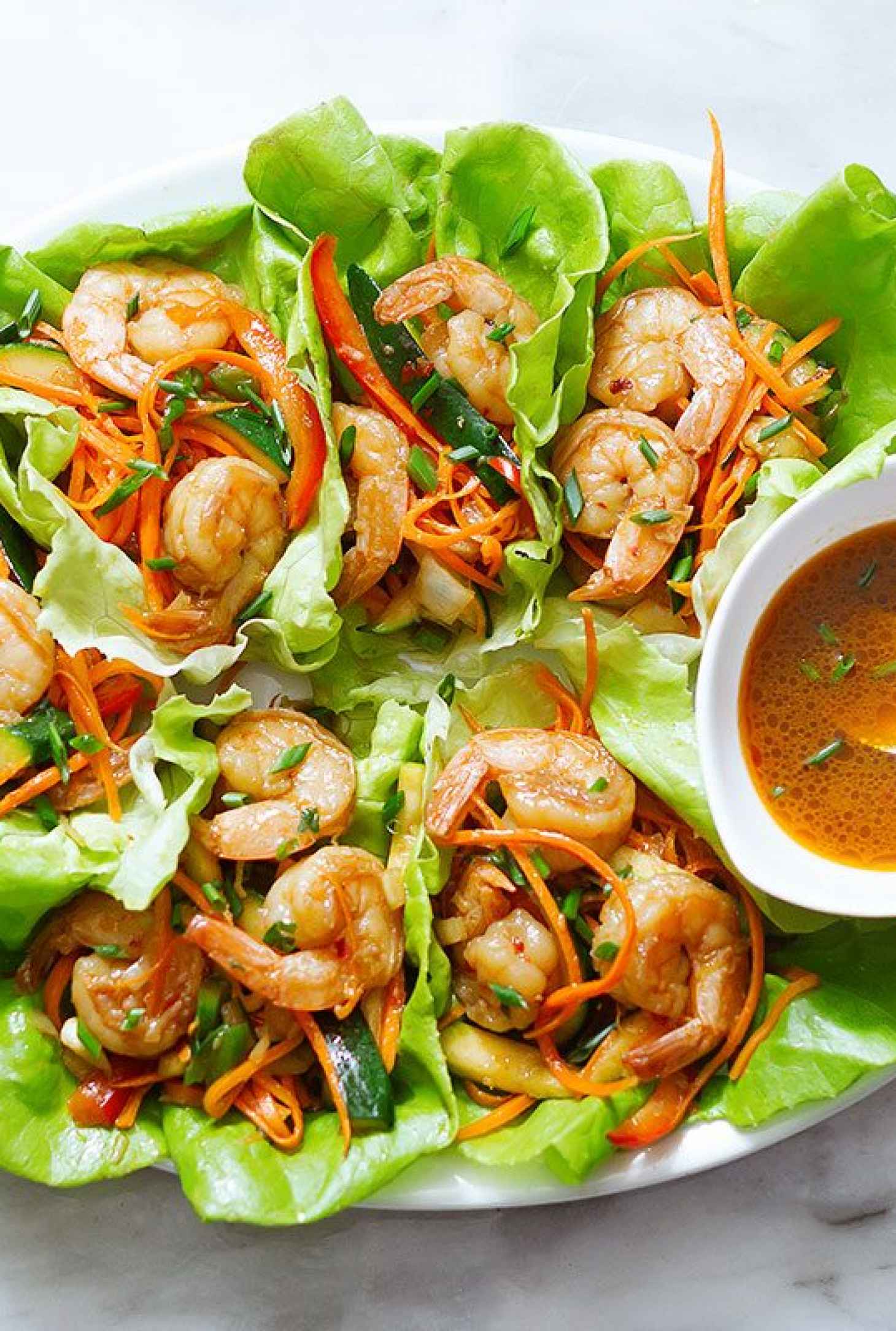 Shrimp Lettuce Wraps - #recipe by #eatwell101 - https://www.eatwell101.com/shrimp-lettuce-wraps