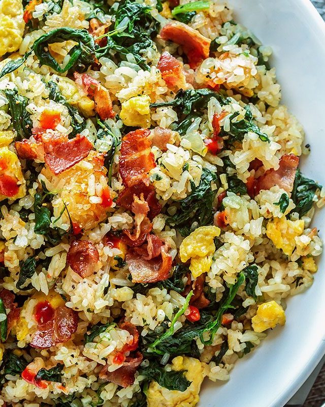 Bacon Egg and Spinach Fried Rice - #recipe by #eatwell101 - https://www.eatwell101.com/bacon-egg-spinach-fried-rice