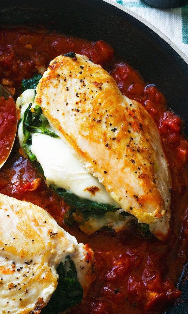Stuffed Chicken Breast with Mozzarella and Spinach